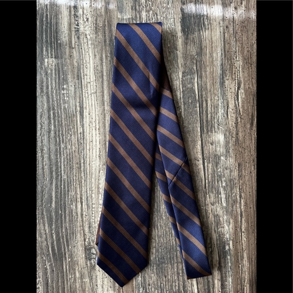 Mens necktie in blue pattern - Picture 1 of 4